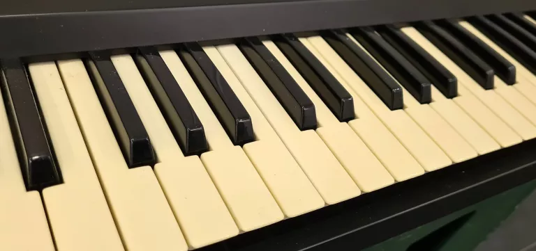 KEYBOARD ROLAND E-14
