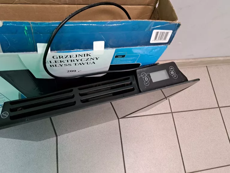 GRZEJNIK ELEKTRYCZNY BLYSS TAVUA 1000W