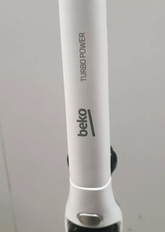 ODKURZACZ PIONOWY BEKO EASYCLEAN VRT61818VW