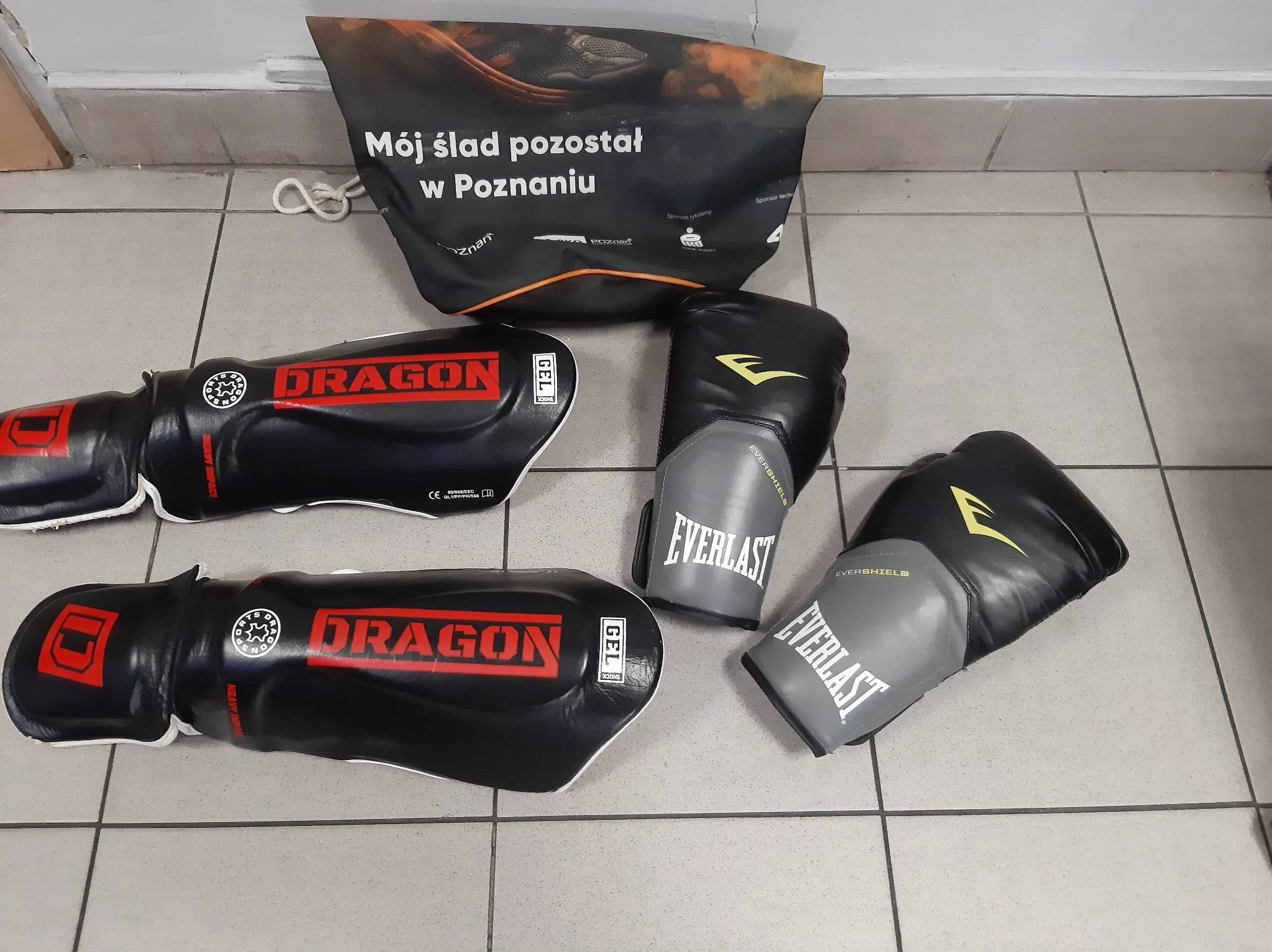 rekawice-boks-everlast-evershield-12ozochraniacz-zdunska-49-lowicz