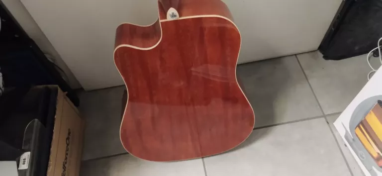 IBANEZ PF15ECE NT GITARA