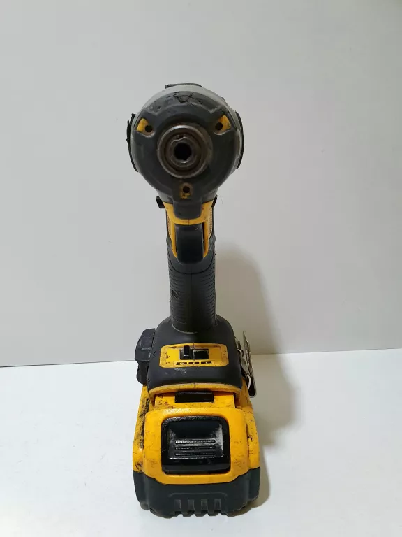 ZAKRĘTARKA UDAROWA DEWALT DCF 887