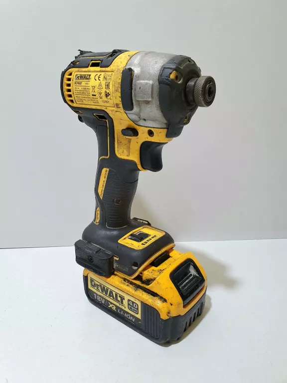 ZAKRĘTARKA UDAROWA DEWALT DCF 887