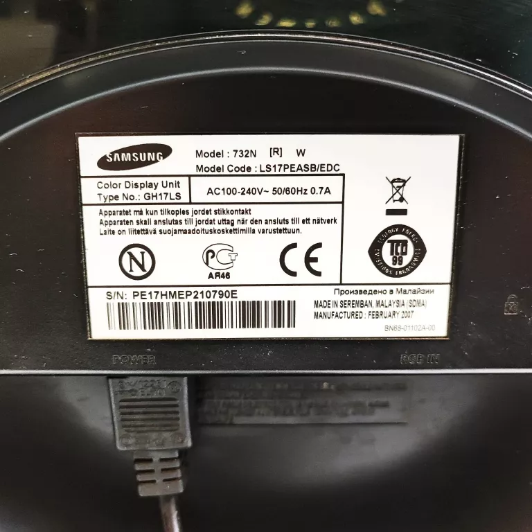 MONITOR SAMSUNG SYNCMASTER 723N