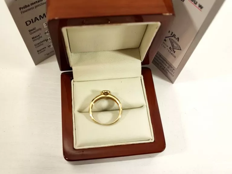 DORODNY ZŁOTY PIERŚCIONEK Z DIAMENTEM 0,2 CT P 585