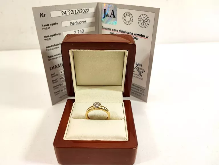 DORODNY ZŁOTY PIERŚCIONEK Z DIAMENTEM 0,2 CT P 585