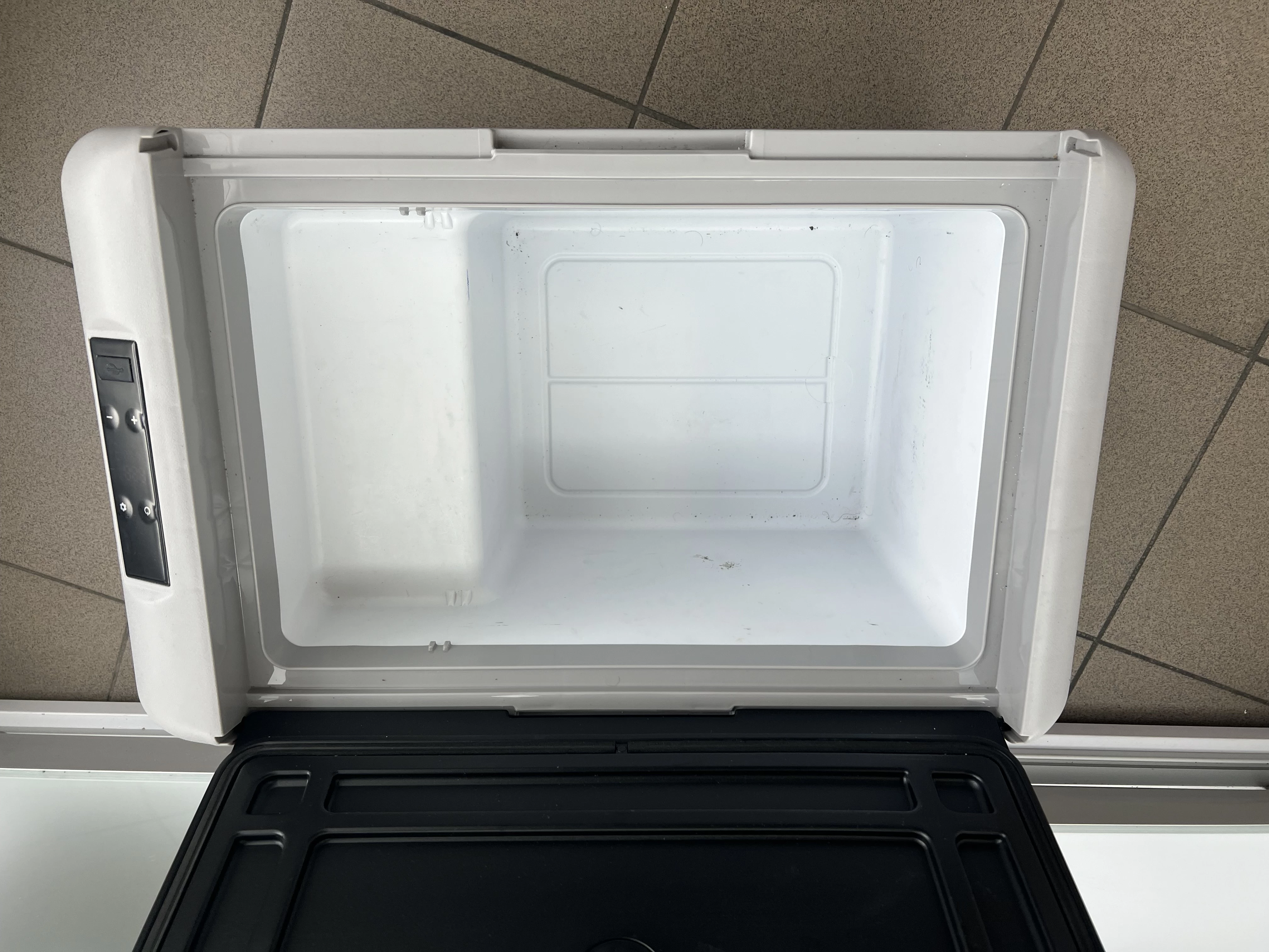 lodowka-samochodowa-vigo-cool-v30-kod-producenta-v30