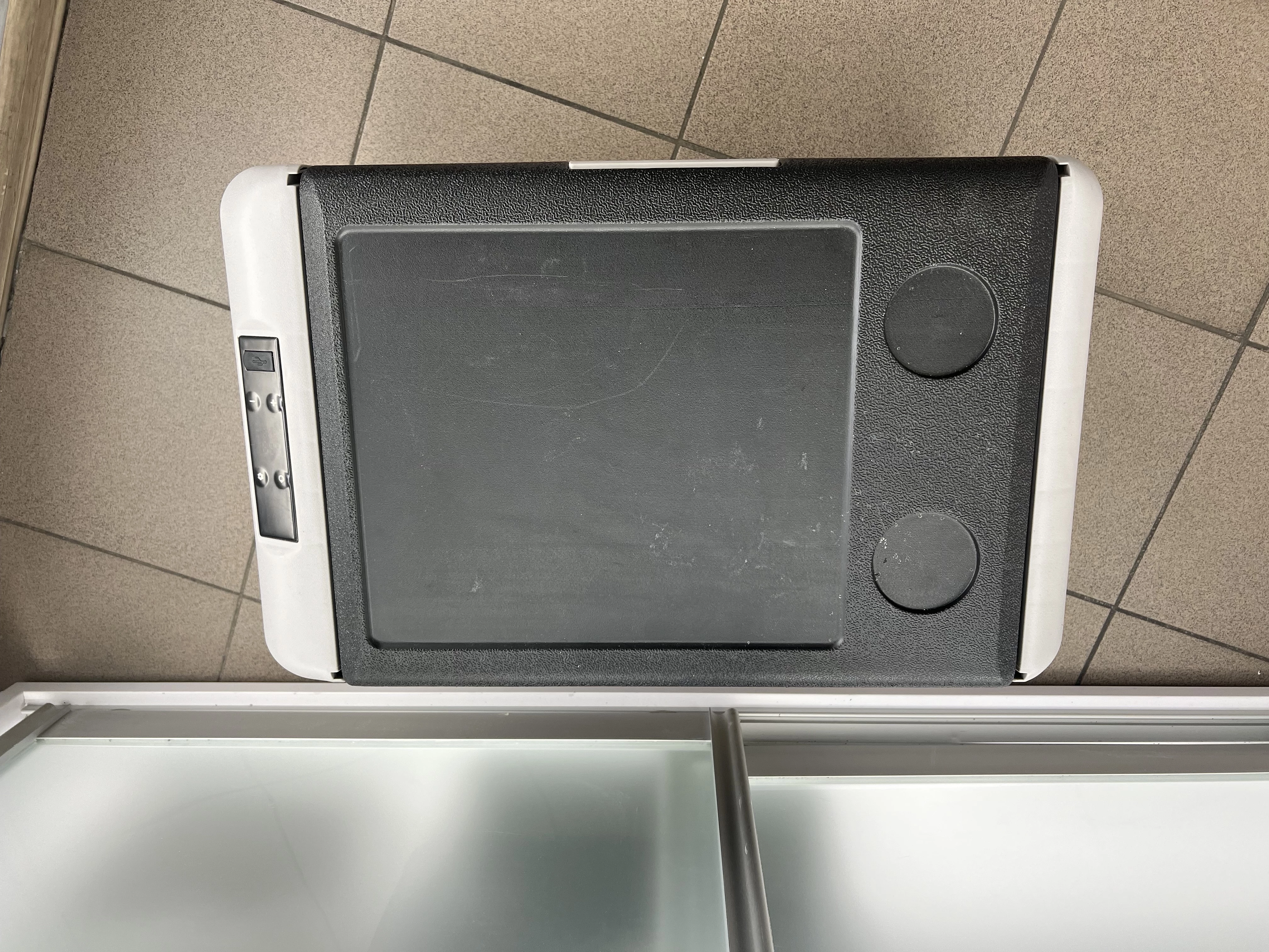 lodowka-samochodowa-vigo-cool-v30-model-v30