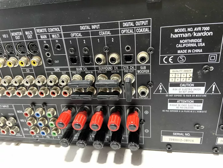 amplituner-harman-kardon-avr-7000-system-dzwieku-51