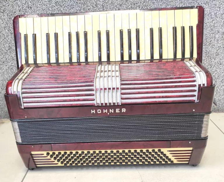AKORDEON HOHNER VERDI III