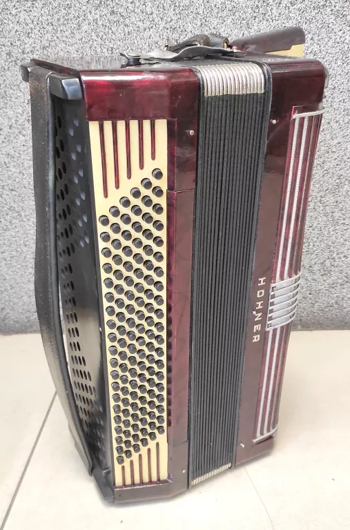 AKORDEON HOHNER VERDI III