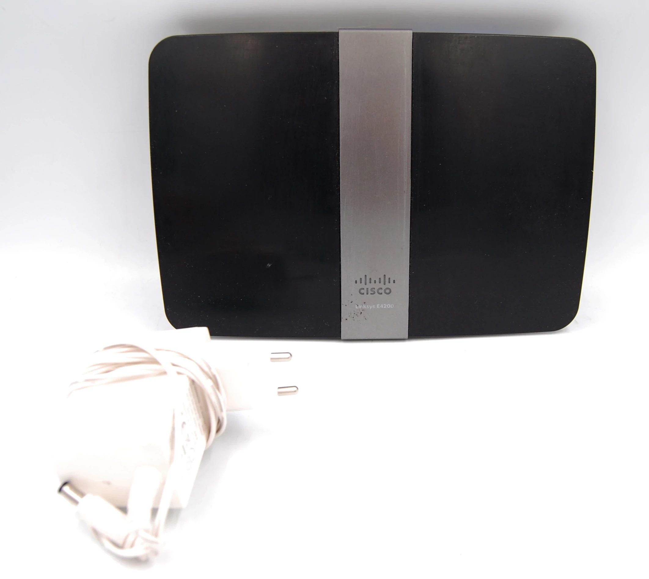 router-linksys-e4200-stan-uzywany