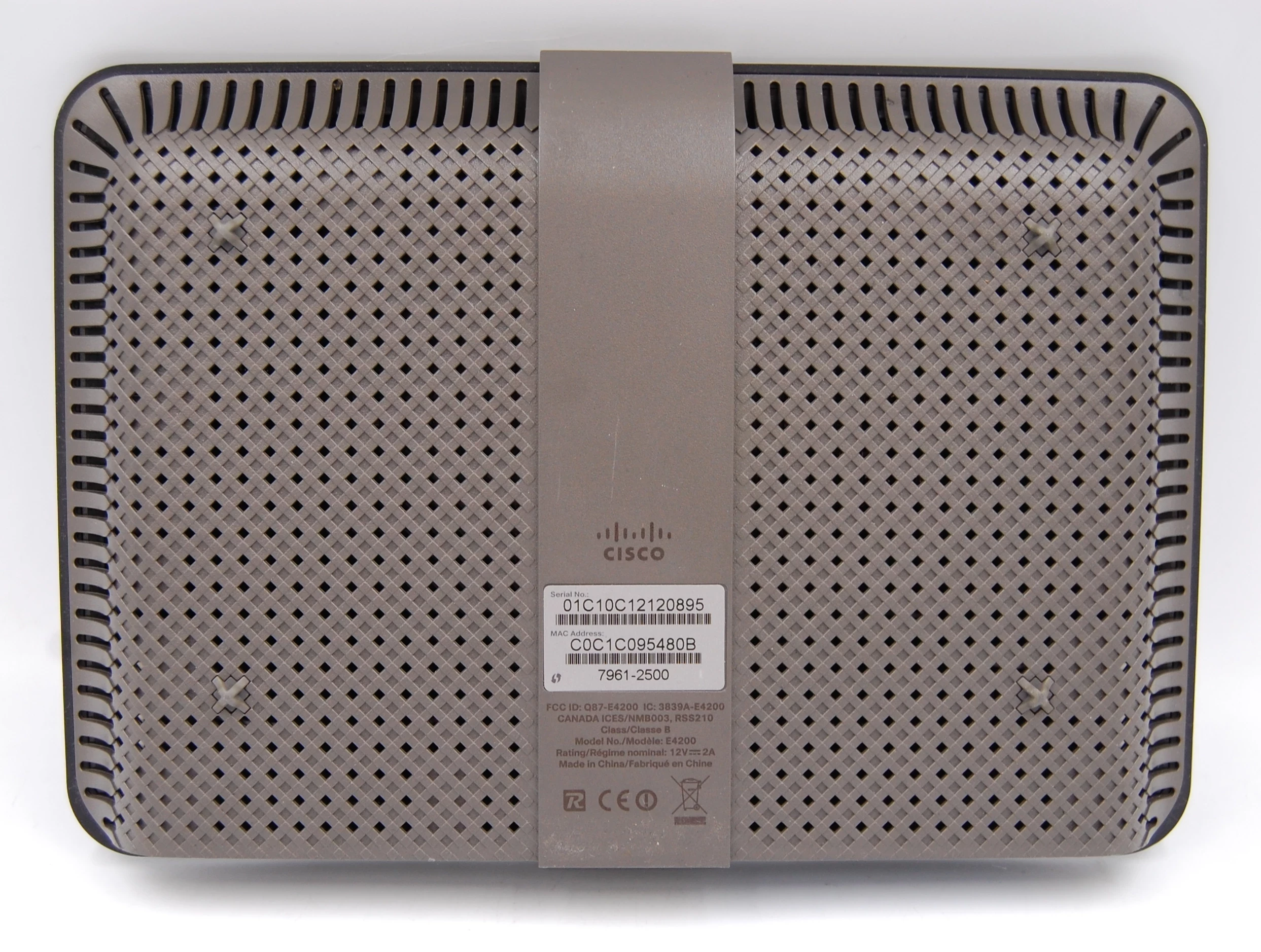 router-linksys-e4200-liczba-portow-lan-rj-45-4