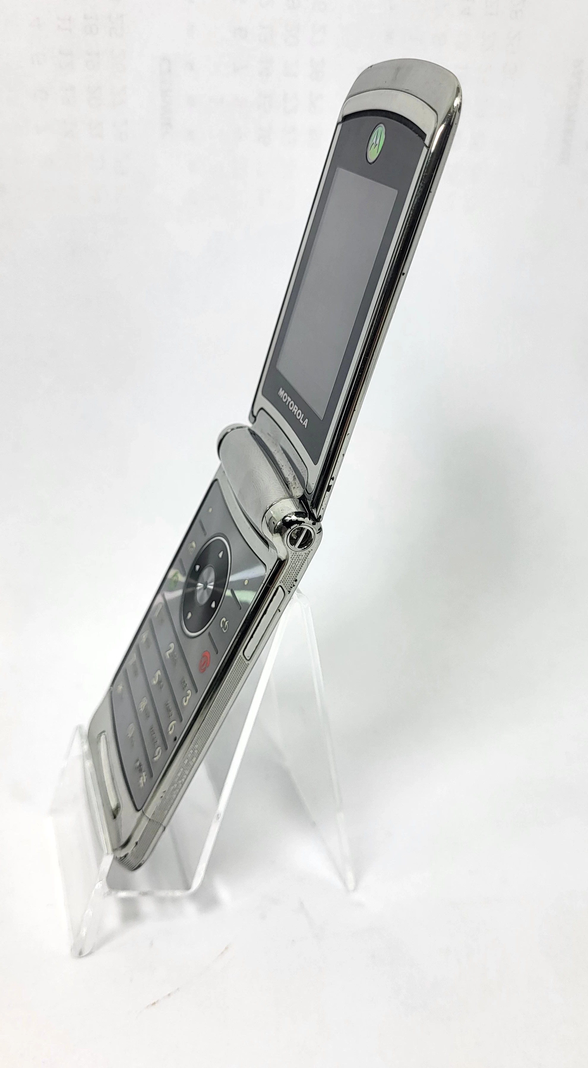 telefon-motorola-v8-z-klapka-lad-stan-uzywany