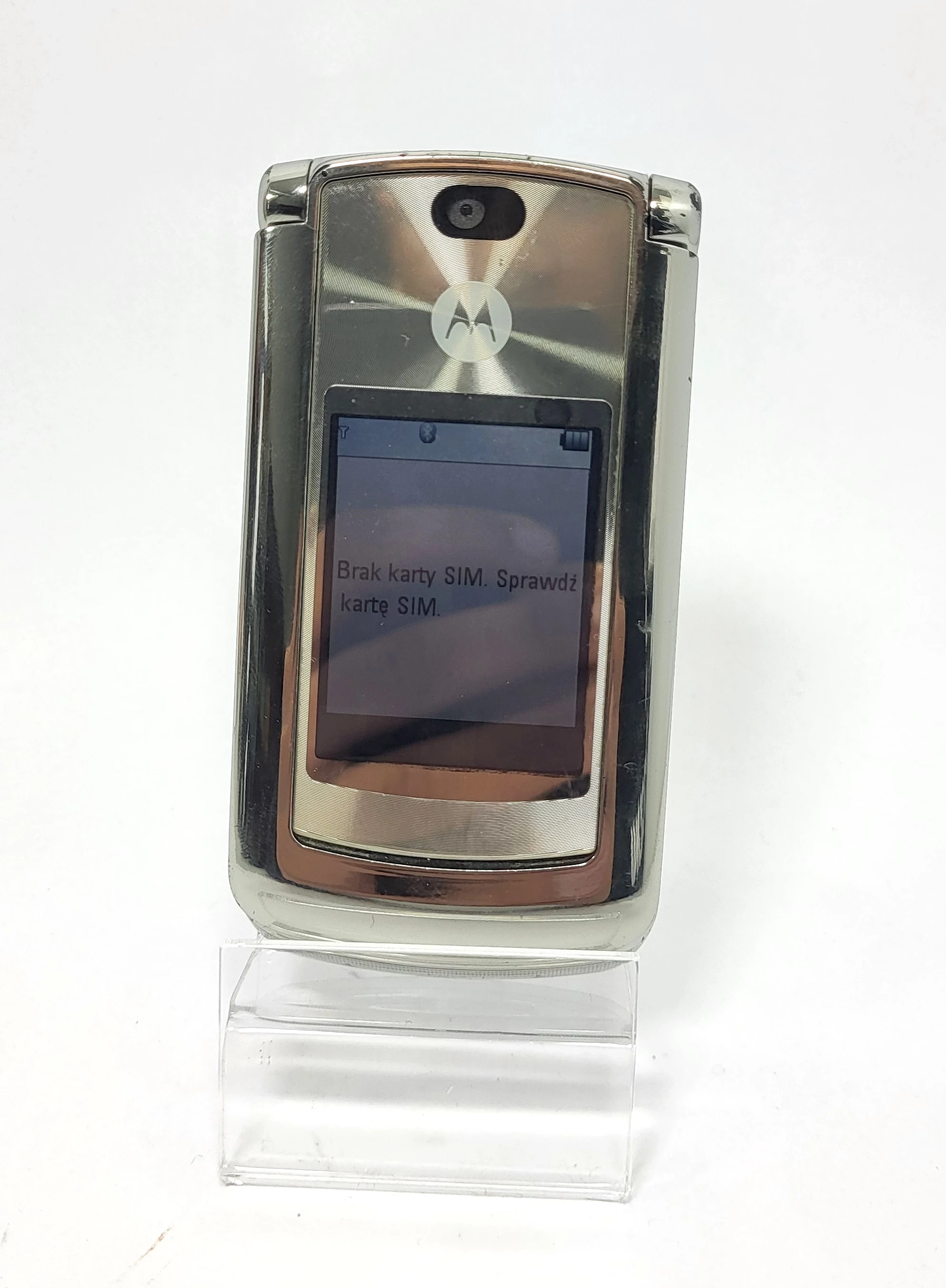 telefon-motorola-v8-z-klapka-lad-typ-telefon-komorkowy