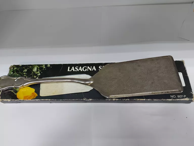 lopatka-do-tortu-server-807-p-orzegowska-25-bytom