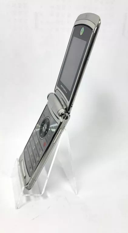 telefon-motorola-v8-z-klapka-lad-stan-uzywany