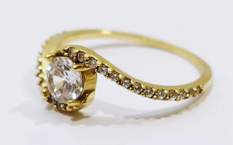 zloty-pierscionek-z-cyrkoniami-585-174g-r12-rodzaj-2205-2