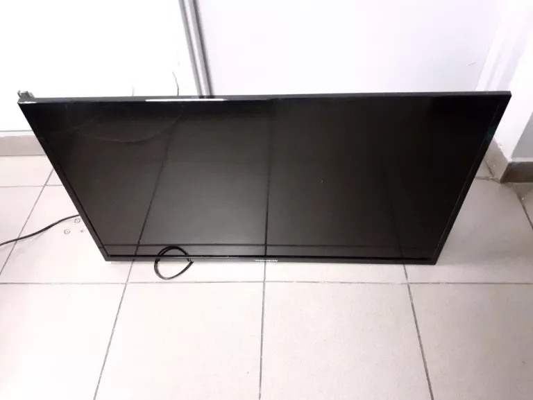 TELEWIZOR THOMSON 32HD3301