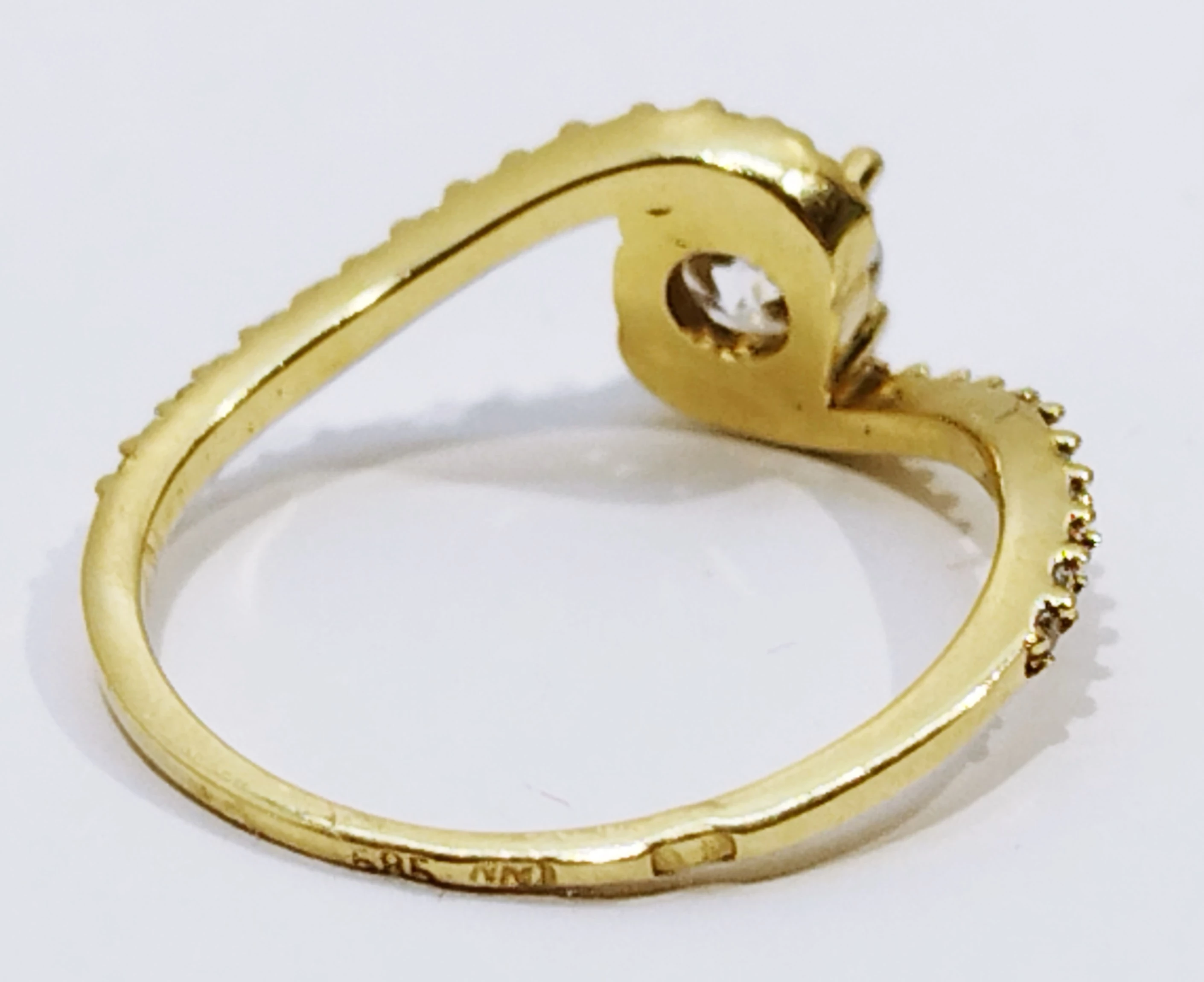 zloty-pierscionek-z-cyrkoniami-585-174g-r12-kamien-17088-128