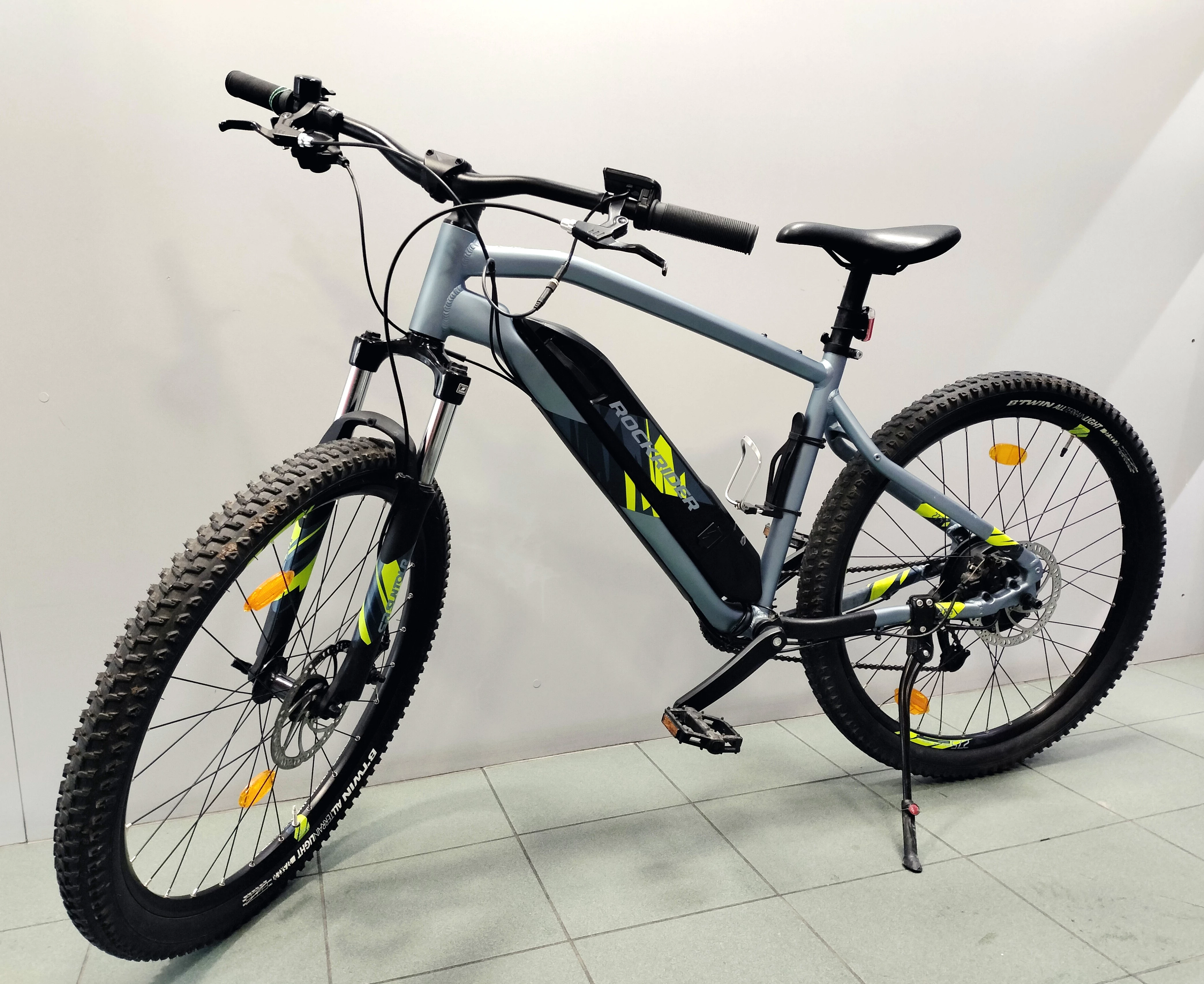 ROWER ELEKTRYCZNY ROCKRIDER EST 100 27,5 + GWARA Elektryczne