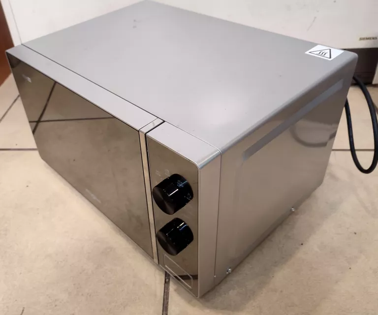 KUCHENKA MIKROFALOWA WHIRLPOOL MWP 103 M