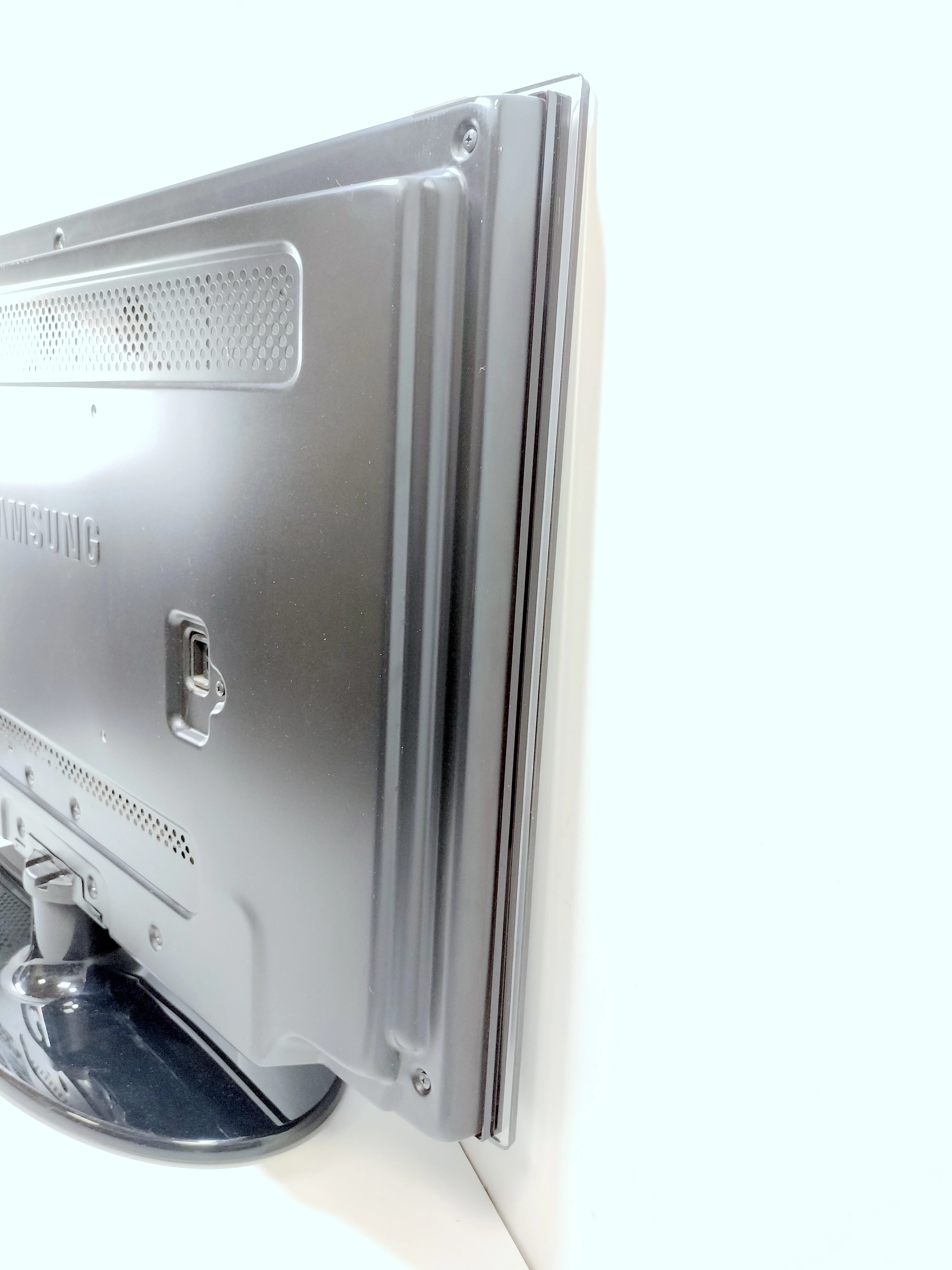 tv-samsung-lcd-32-cale-le32d450g1wxxh-opis-przekatna-ekranu-cale-32