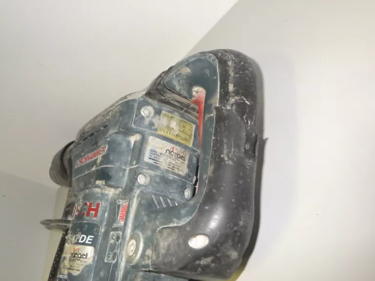 mlotowiertarka-bosch-gbh-5-40-de-nie-dziala-udar-energia-udaru-88