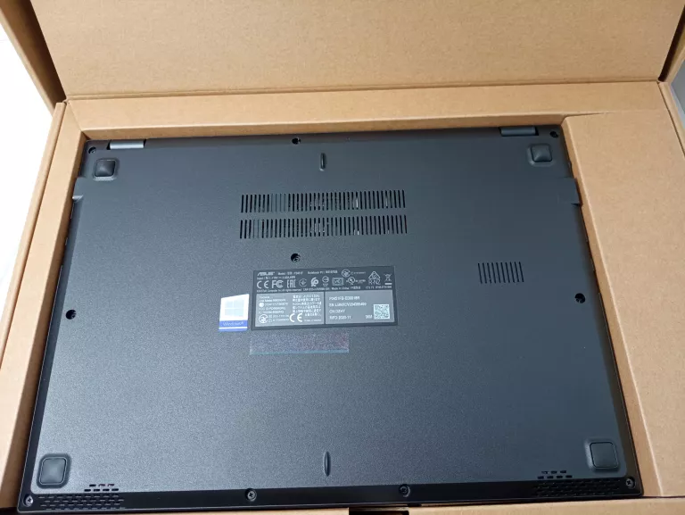 LAPTOP ASUS EXPERTBOOK P2451FB-EB0018R