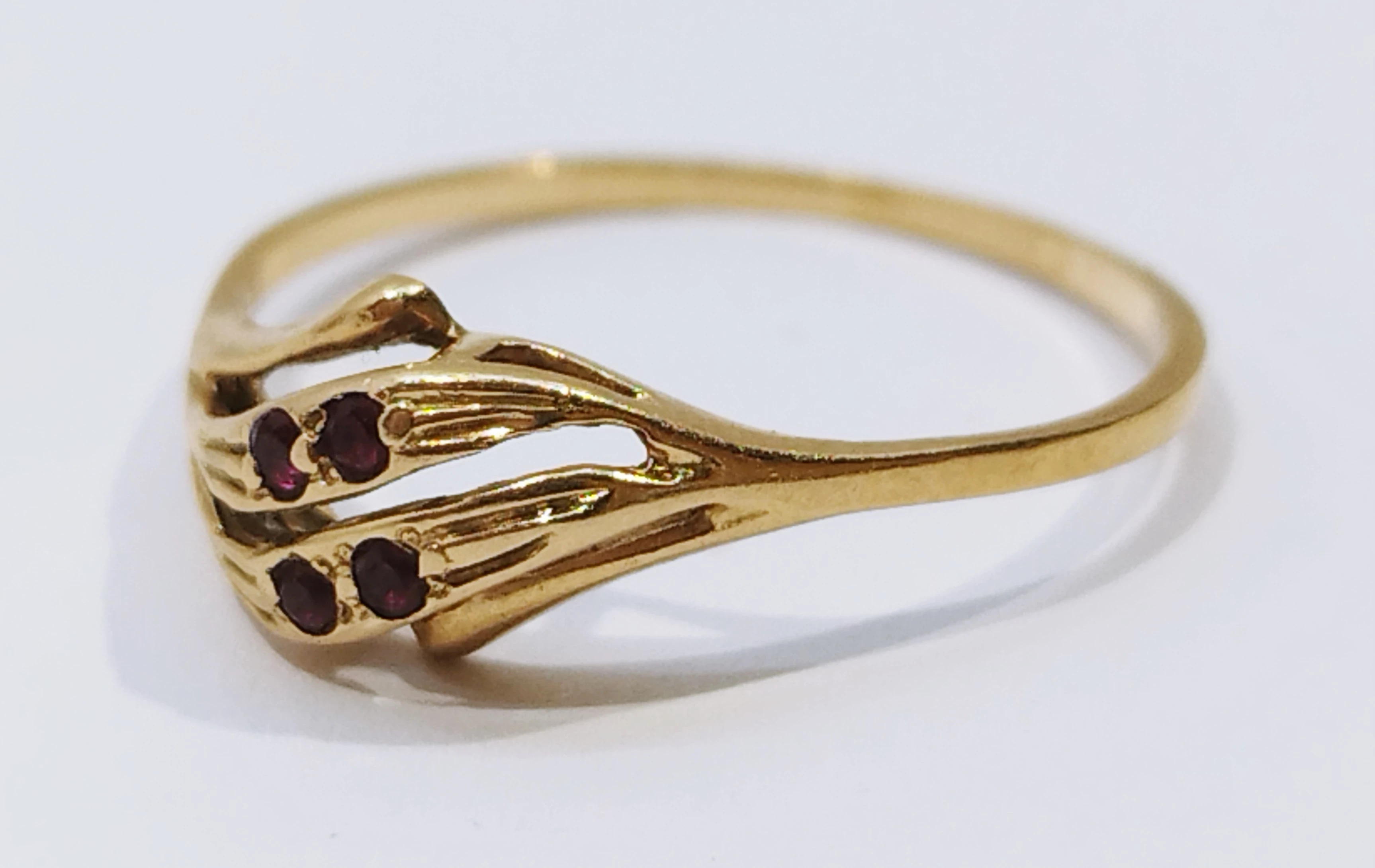 zloty-pierscionek-cztery-czerwone-oczka-r17-132g-material-15835-2