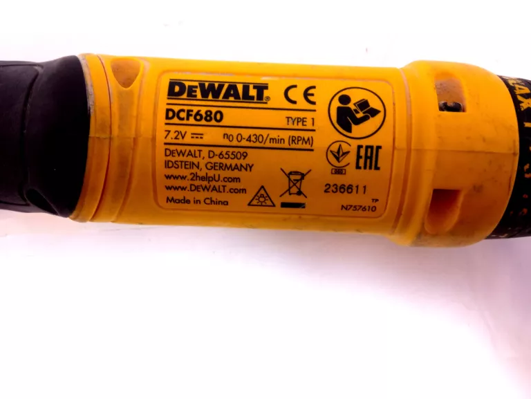 wkretarka-dewalt-dcf680-zasilacz-latarka-marka-dewalt