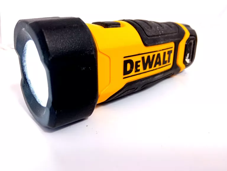 wkretarka-dewalt-dcf680-zasilacz-latarka-zasilanie-akumulatorowe