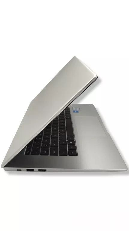 LAPTOP HUAWEI MATEBOOK D15 8GB/256GB , JAK NOWY