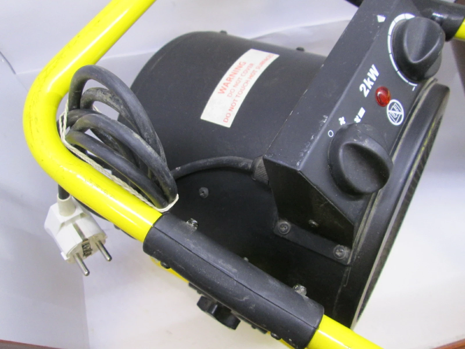 nagrzewnica-elektryczna-stanley-2kw-200-kw-product-id-59596370-59e4-440c-b721-19ba819b551d