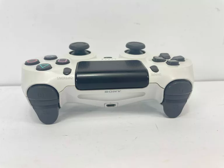 pad-ps4-bialy-bn-kod-producenta-1433950961517