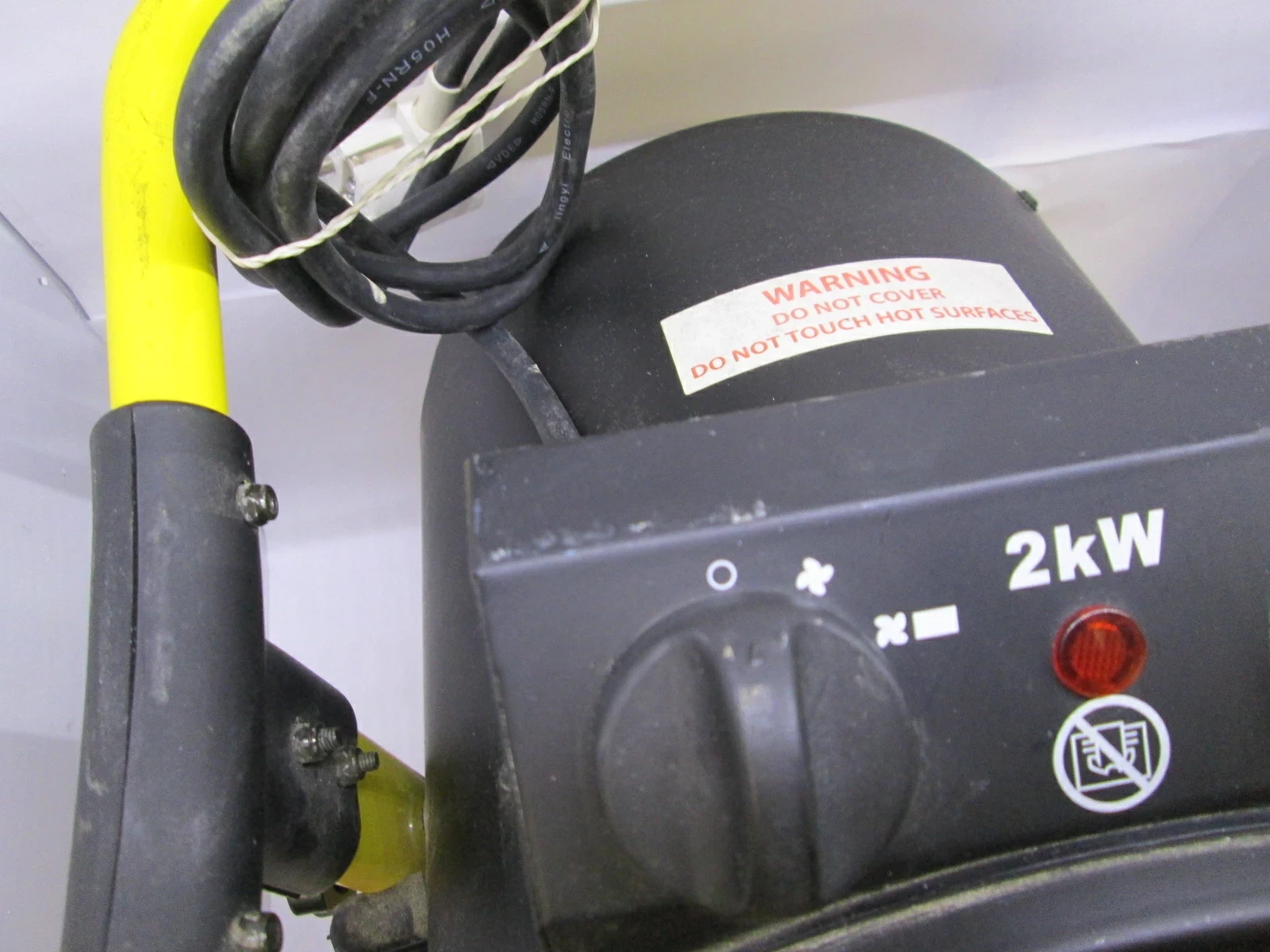 nagrzewnica-elektryczna-stanley-2kw-200-kw-marka-stanley