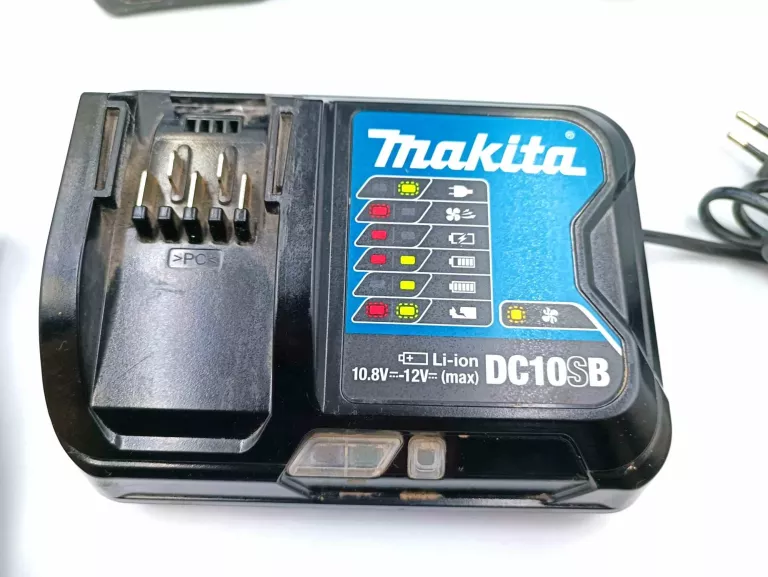 MŁOTOWIERTARKA MAKITA HR166DSMJ SDS PLUS 400 W