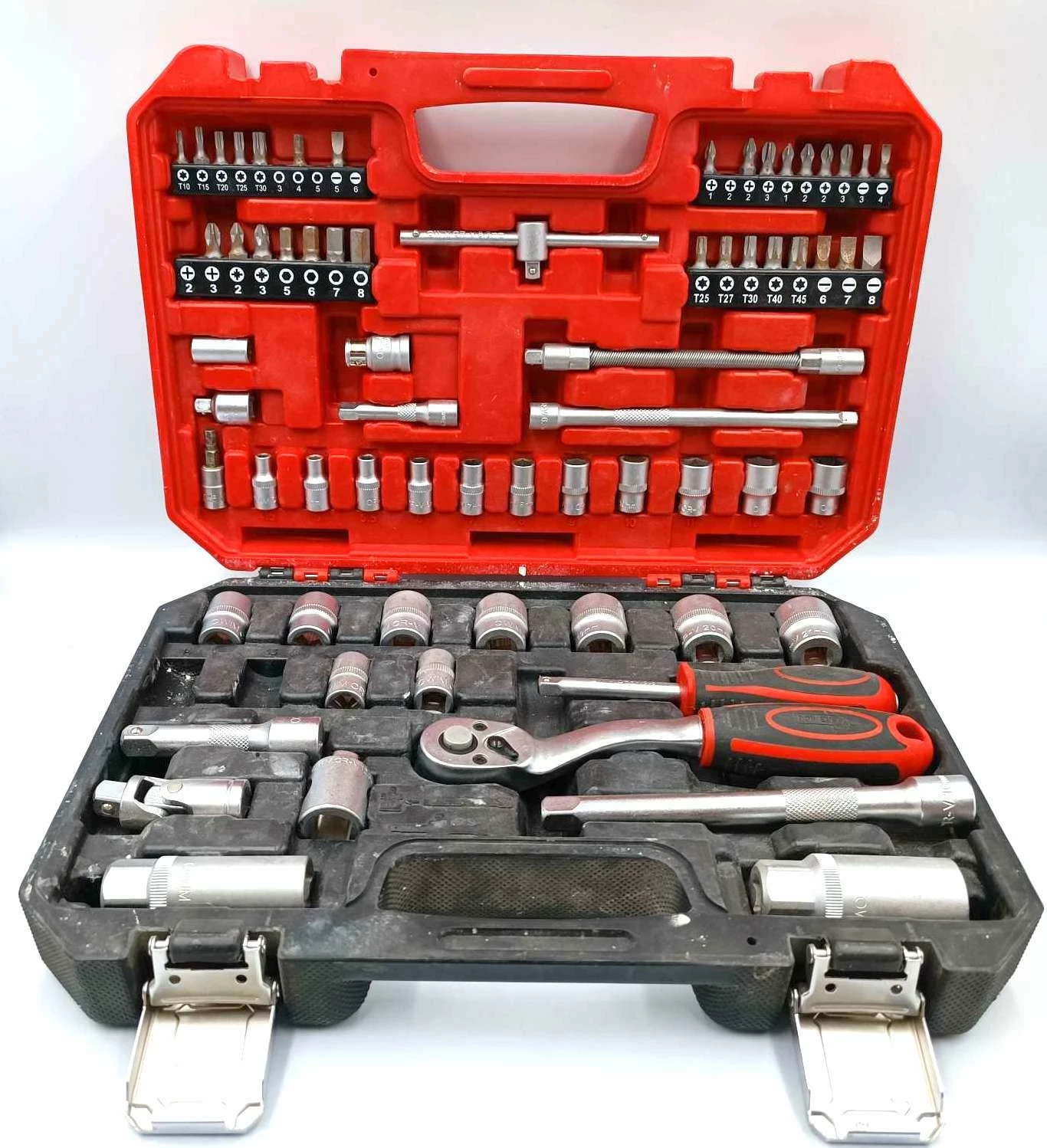 powerfix-zestaw-kluczy-nasadowych-w-walizce-bronowicka-80-krakow