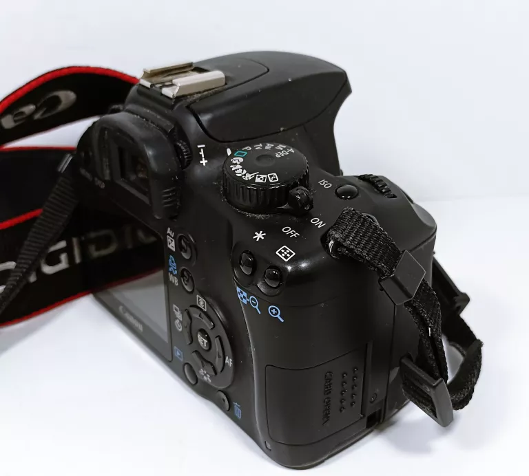 aparat-canon-eos-1000d-rozmiar-matrycy-aps-c