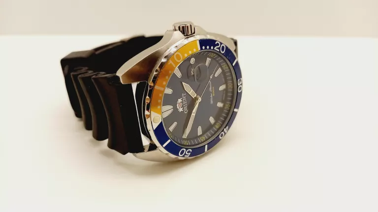 ZEGAREK ORIENT 200M UN9P-C7