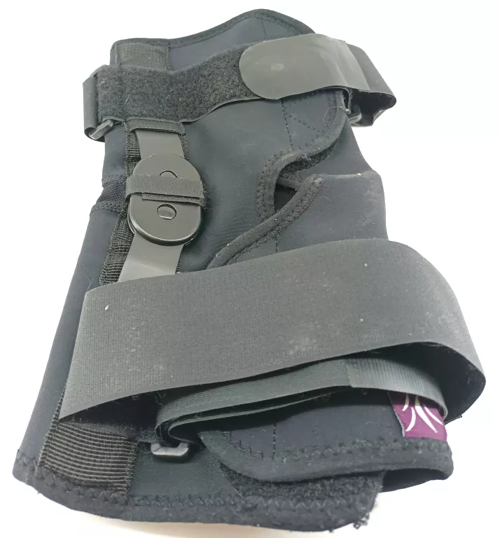 stabilizator-kolana-orteza-stawu-kolana-z-szynami-rodzaj-orteza-kolana