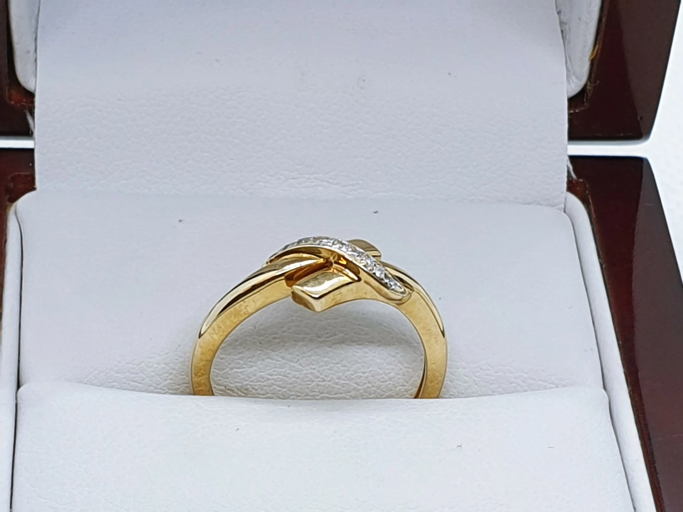 zloty-pierscionek-z-diamentami-216g-pr585-roz11-ean-gtin-5900025362495