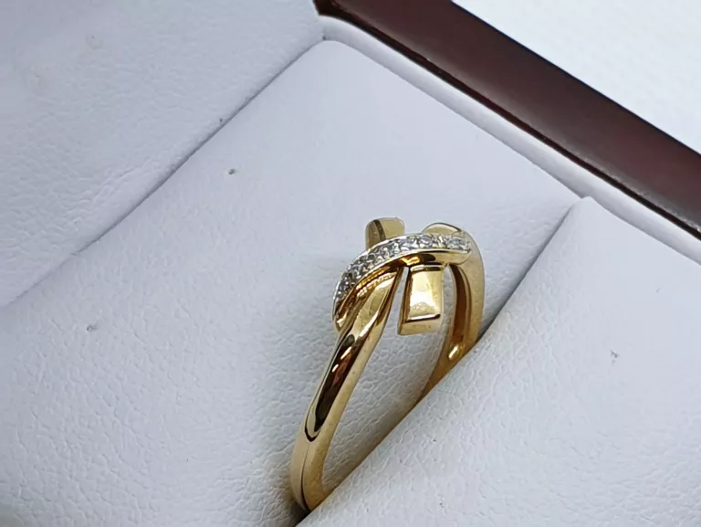 zloty-pierscionek-z-diamentami-216g-pr585-roz11-material-15835-2