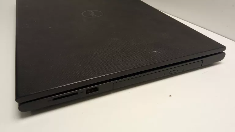 LAPTOP DELL INSPIRON 15