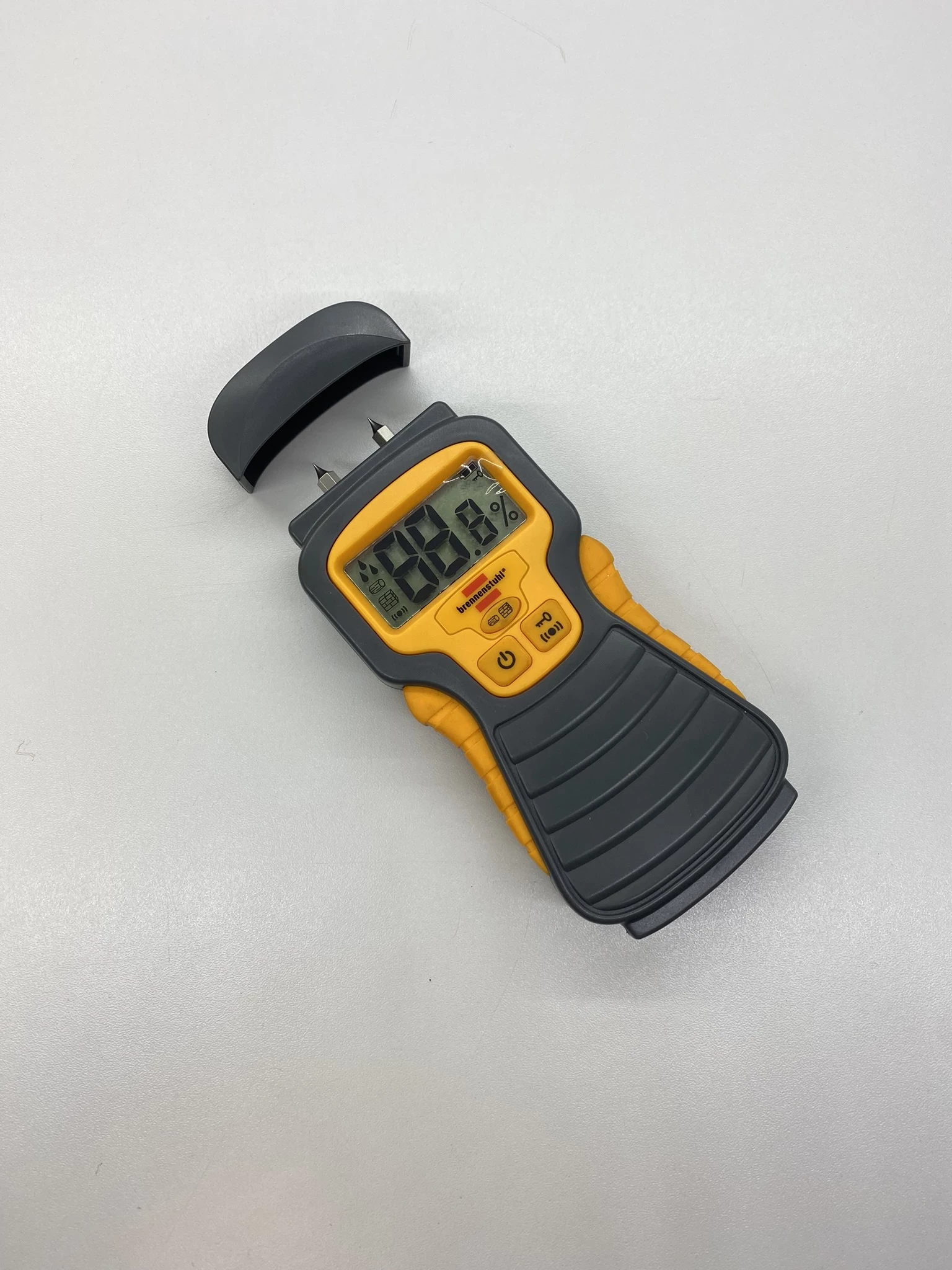 miernik-wilgotnosci-brennenstuhl-md-slowackiego-23-debno