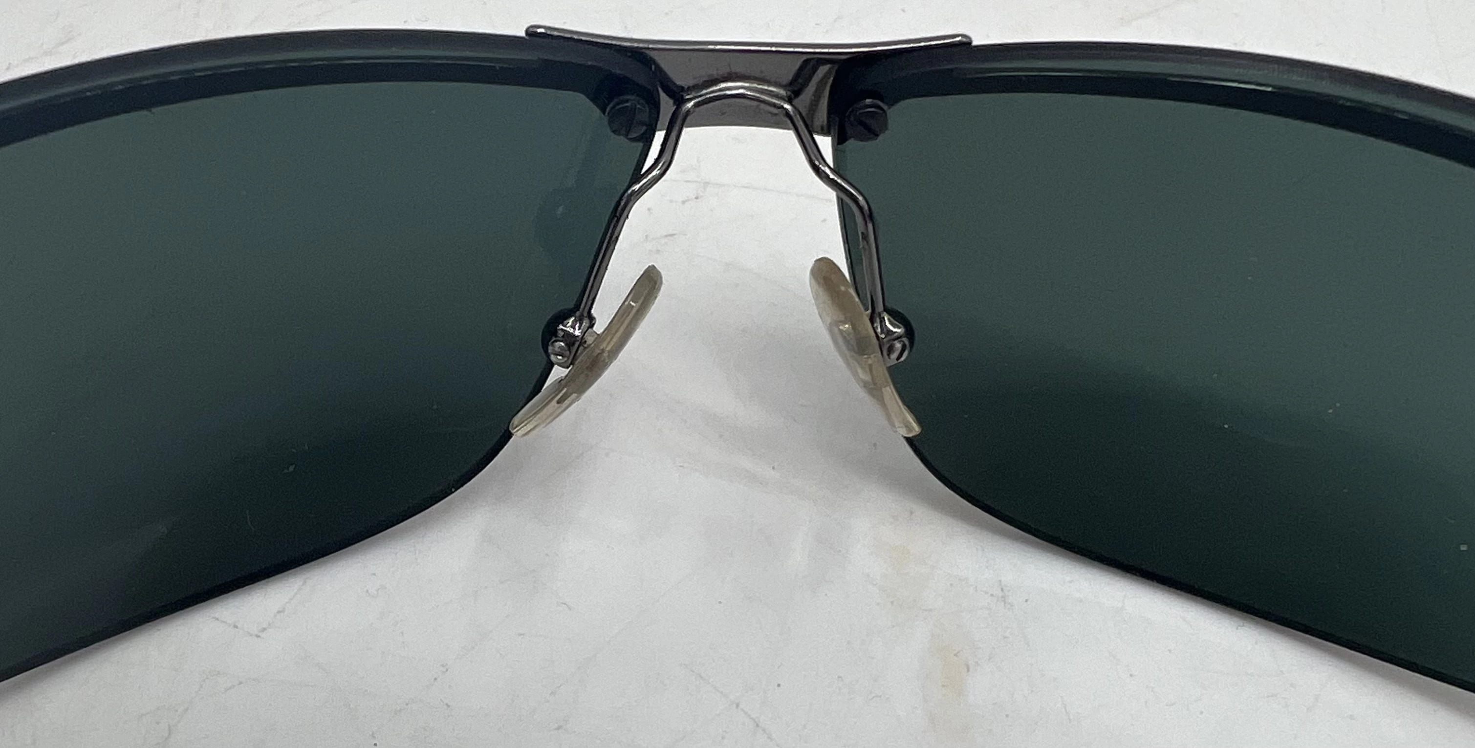 okulary-przeciwsloneczne-ray-ban-rb-3308-typ-ochrony-brak-informacji