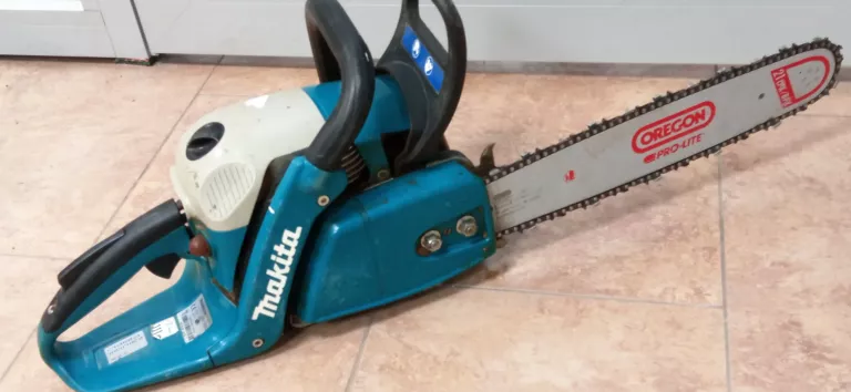PIŁA SPALINOWA MAKITA DCS 4301