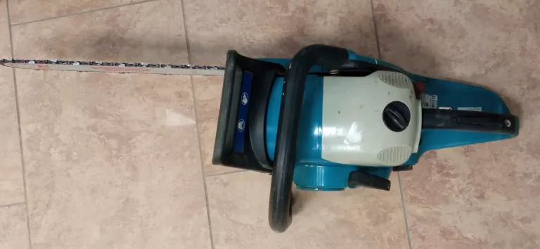 PIŁA SPALINOWA MAKITA DCS 4301