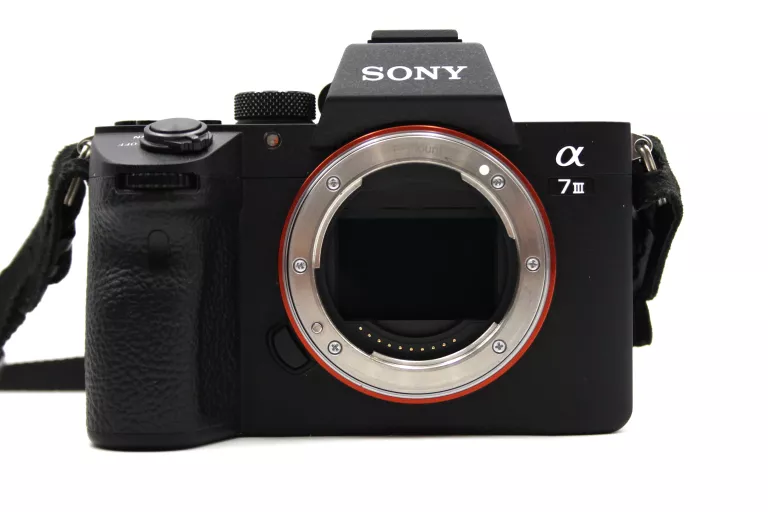 APARAT BEZLUSTERKOWIEC SONY ALPHA 7 III OBIEKTYW