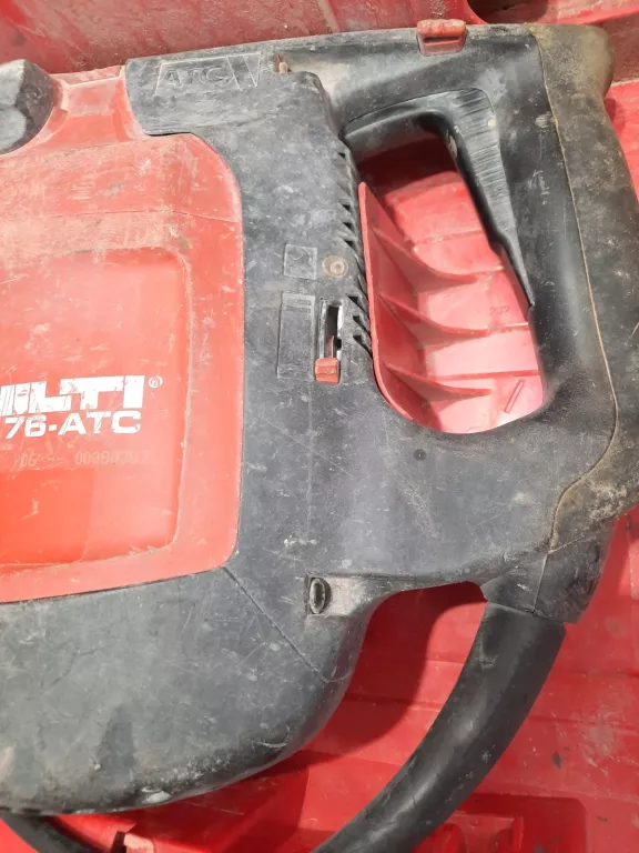 OKAZJA! MŁOTOWIERTARKA MŁOT HILTI TE76-ATC WALIZK